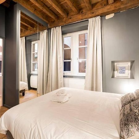 Ferienwohnung Beau Bijou Au Coeur Du Vieux Lyon Ail Exterior foto